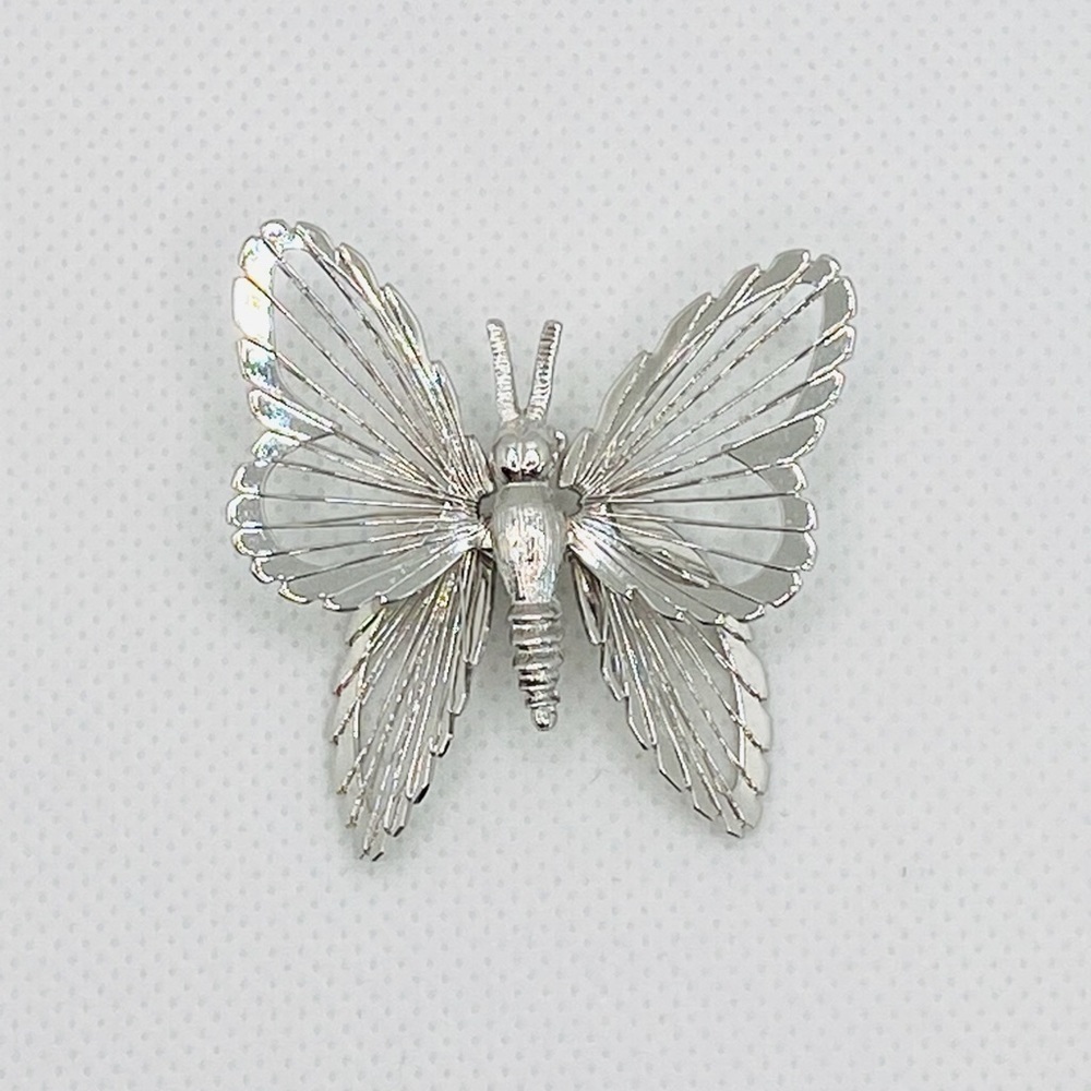 Vintage MONET Butterfly Brooch Pin Menagerie 1972
